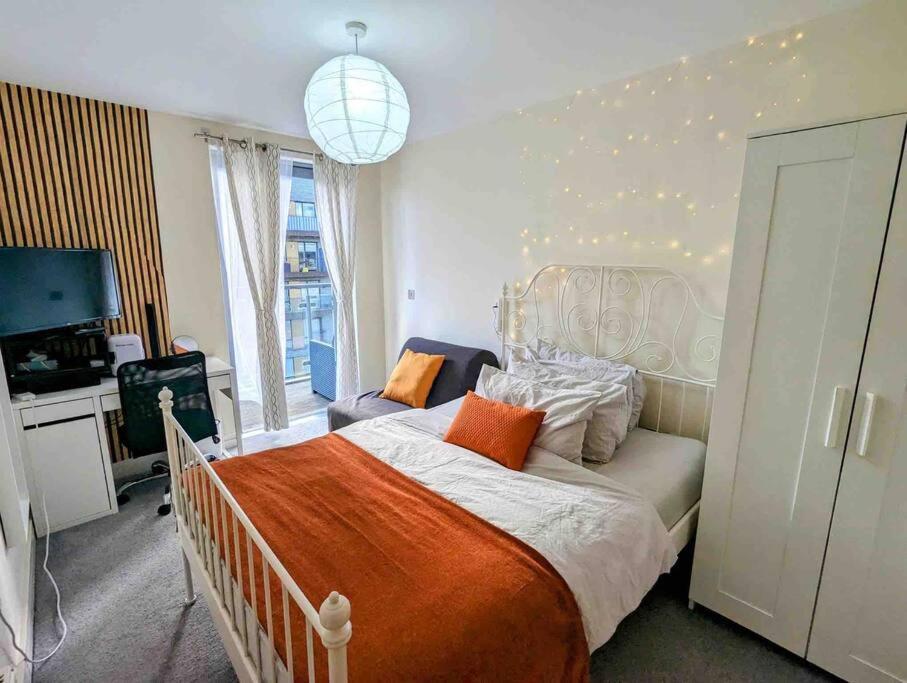 Canal Room Лондон Екстериор снимка