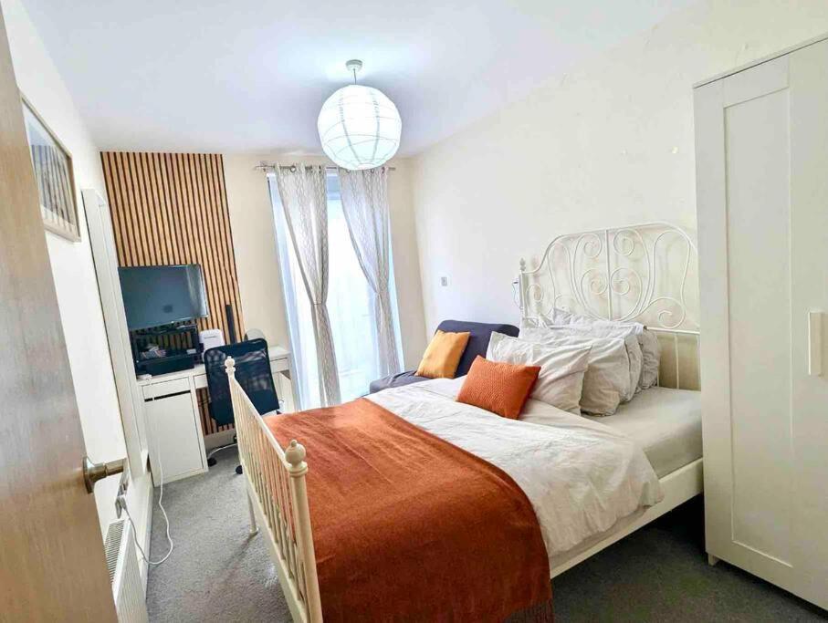 Canal Room Лондон Екстериор снимка