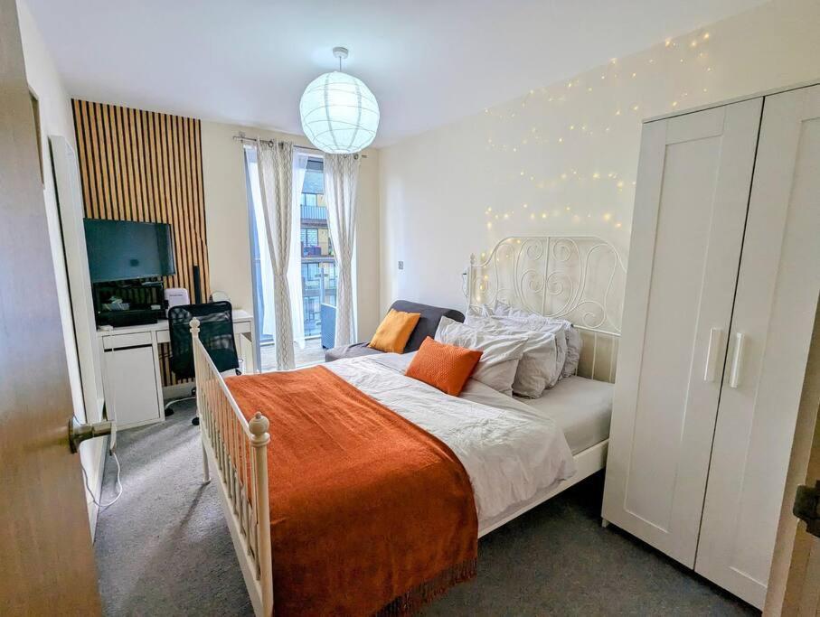 Canal Room Лондон Екстериор снимка