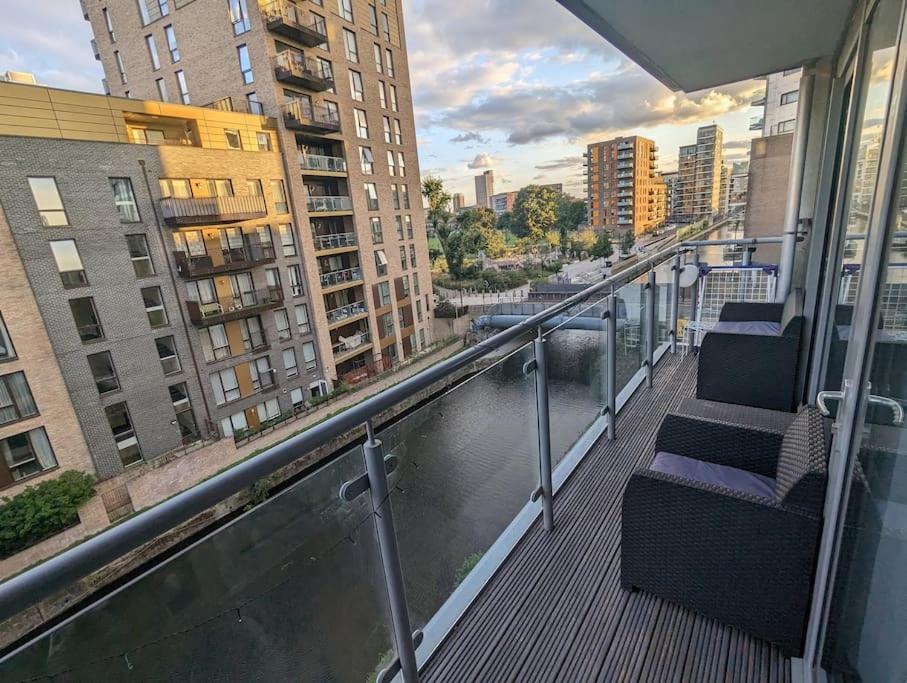 Canal Room Лондон Екстериор снимка